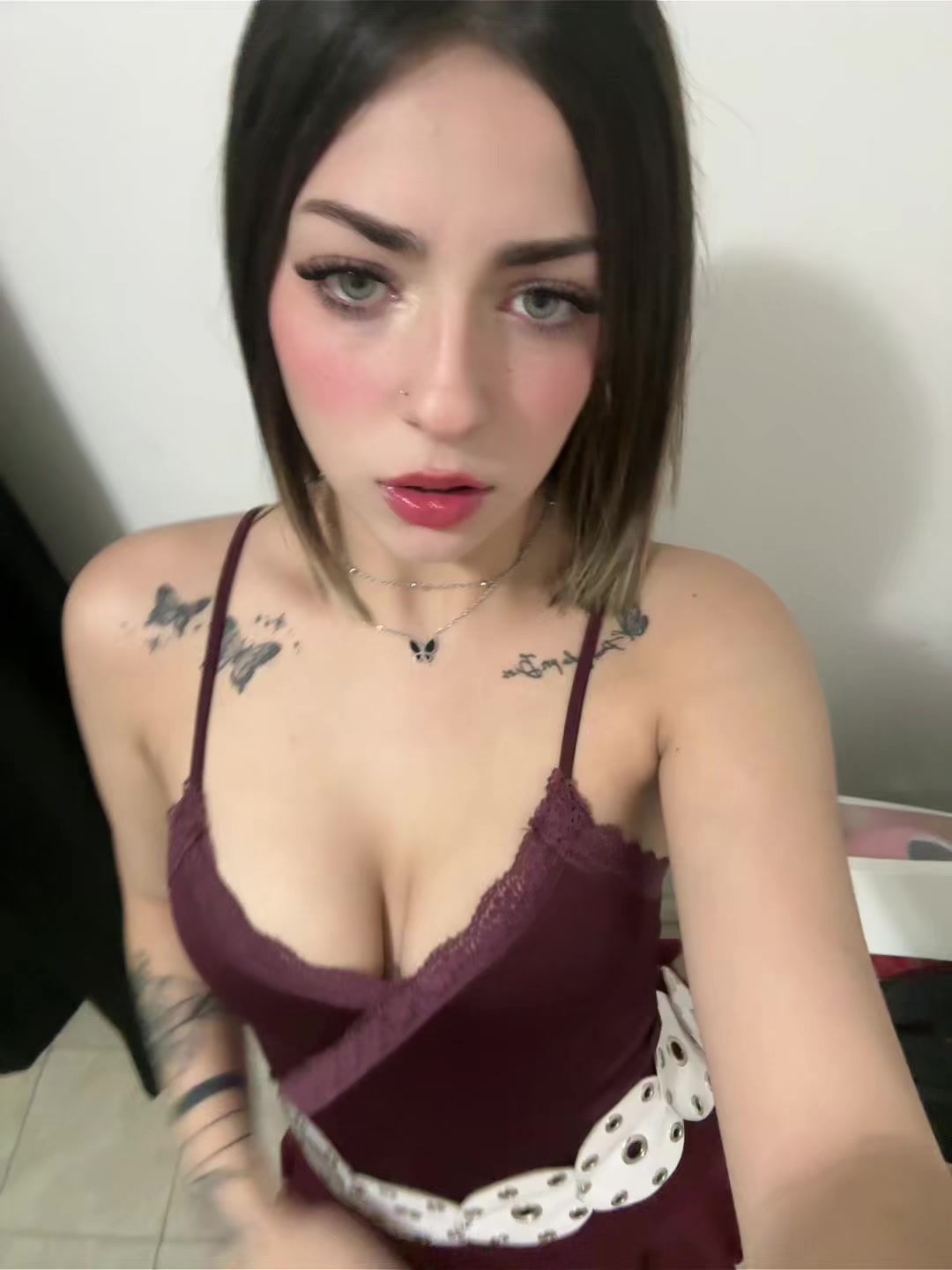 @🦋