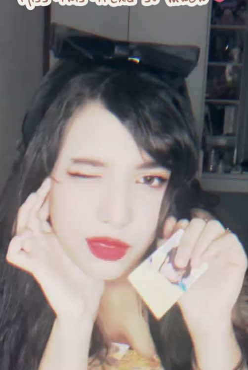 @Loona🐿️