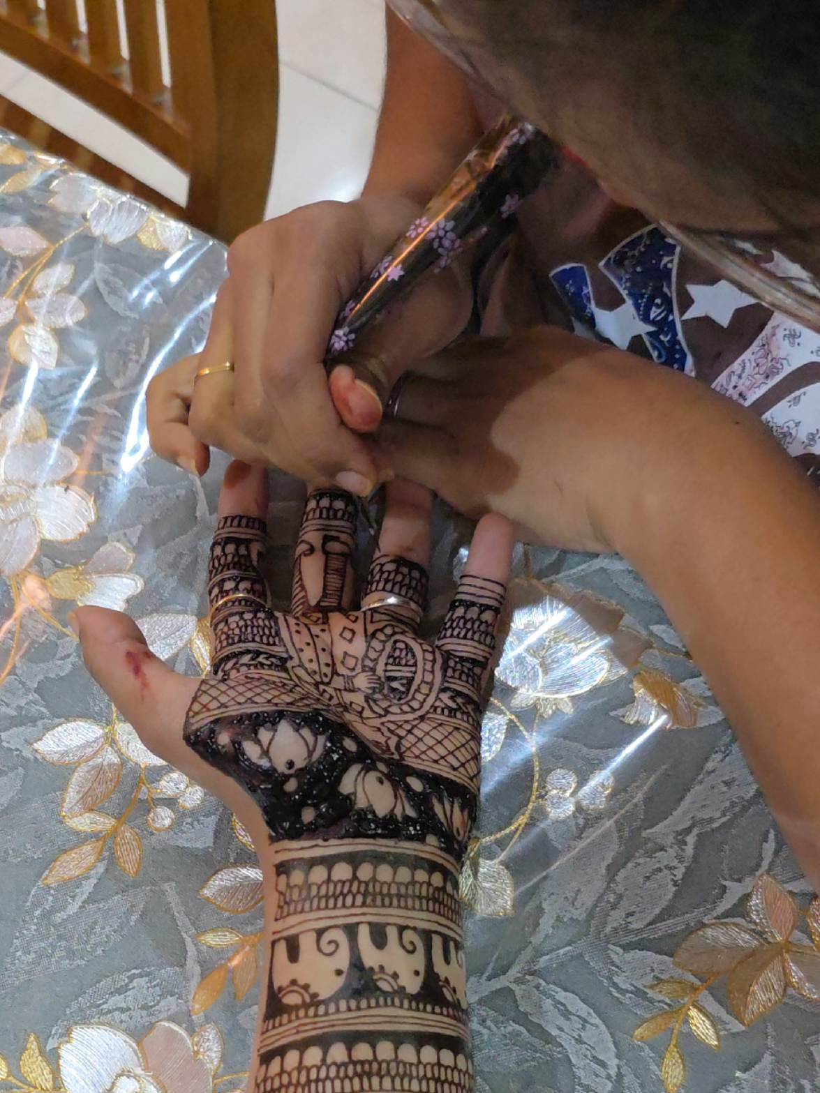 @Henna_Couture04