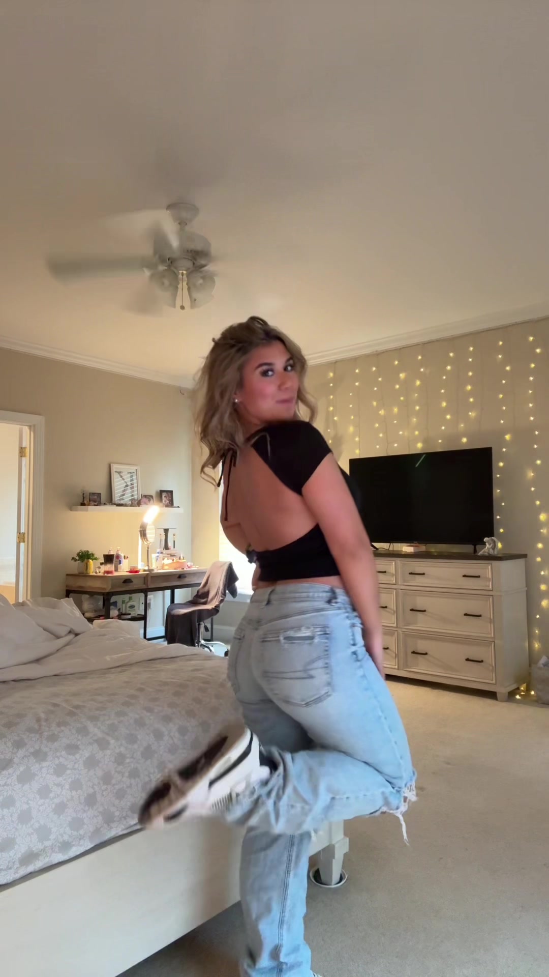 @kaylaaaa