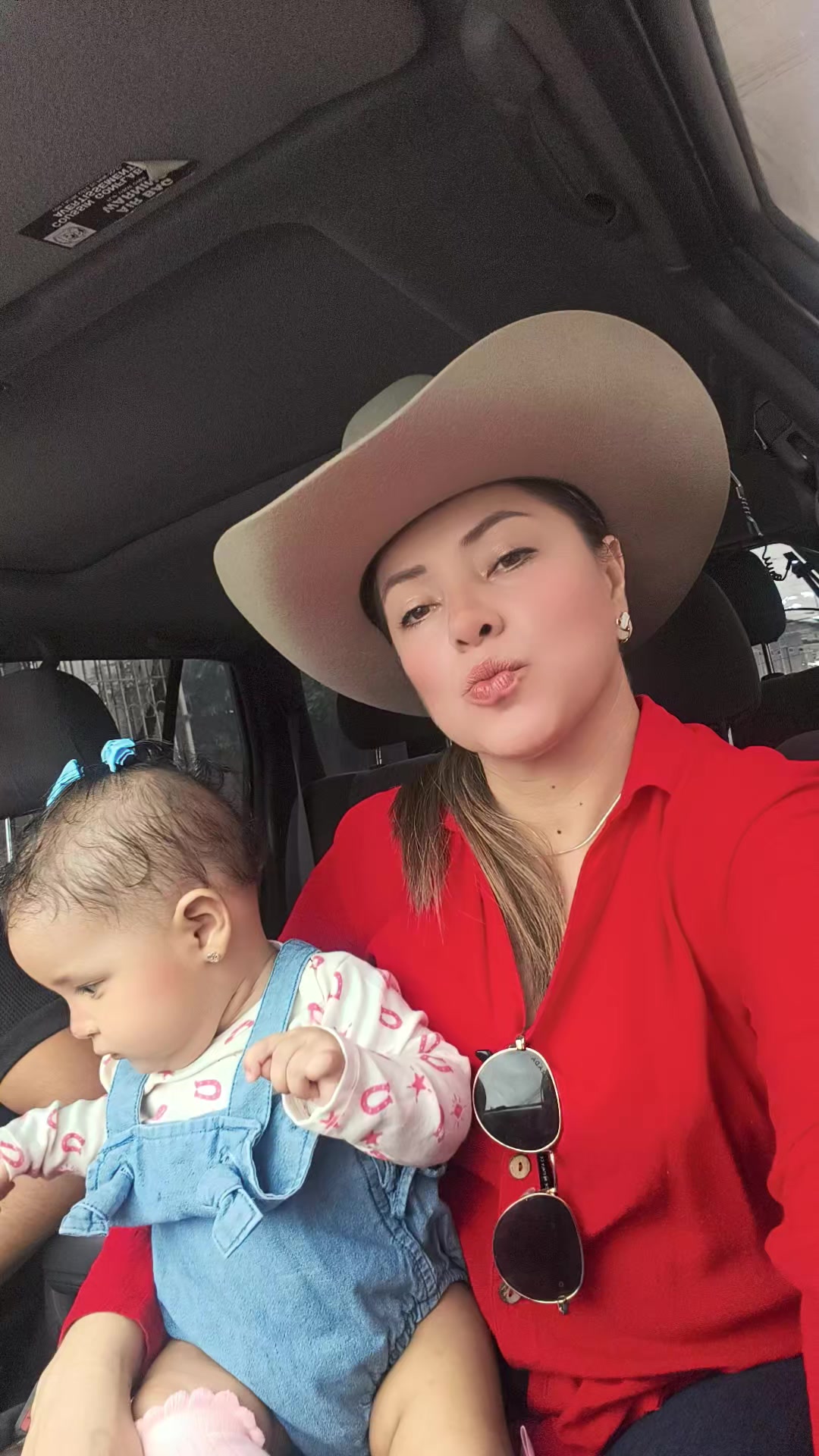 @Gabriela Almeida cede&ntilde;o