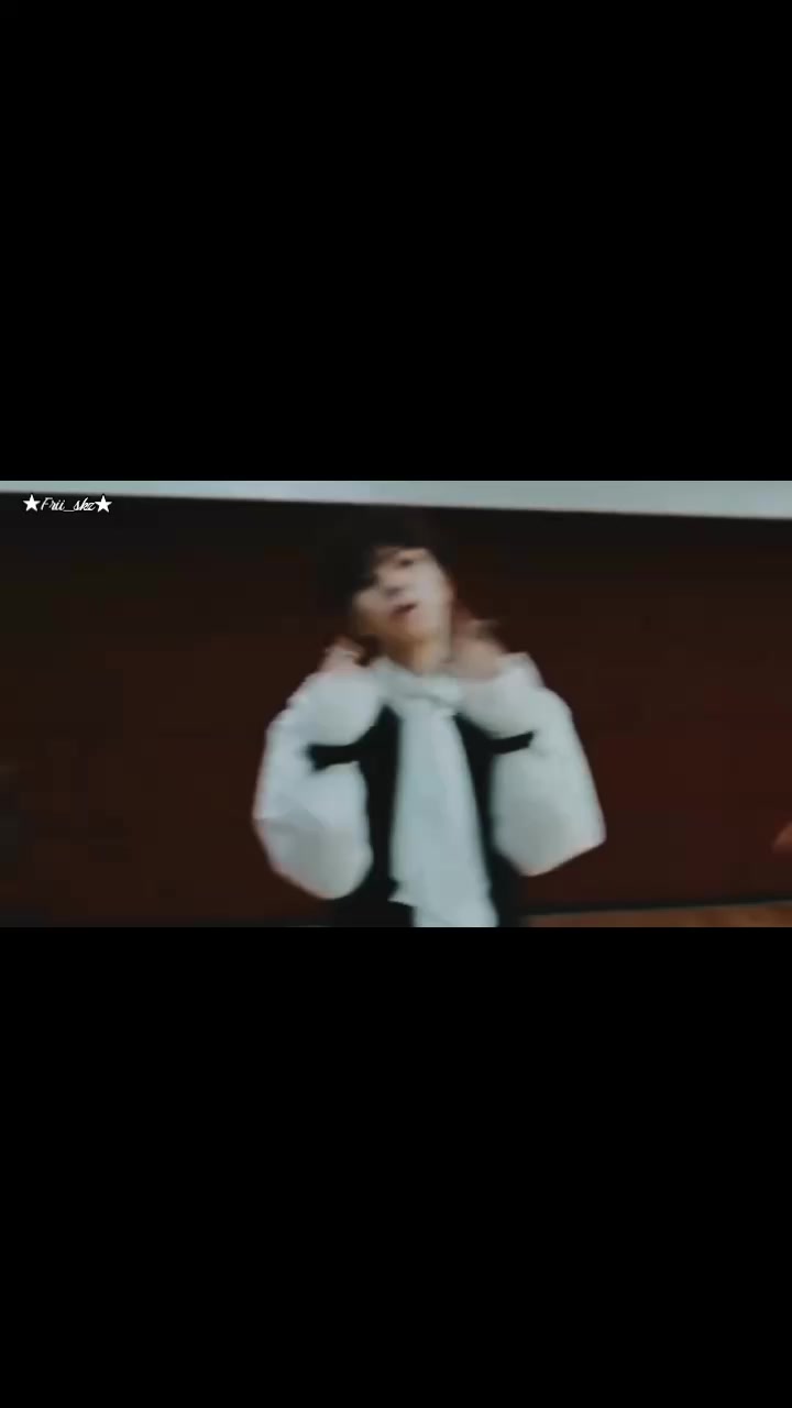 @🕸️★Frii_skz_★🕸️