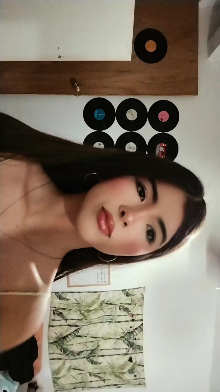 @𝓥𝓮𝓷𝓾𝓼🌴