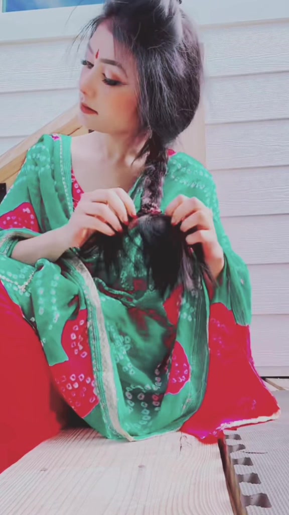 @Zoya the YouTube queen 👸✅1