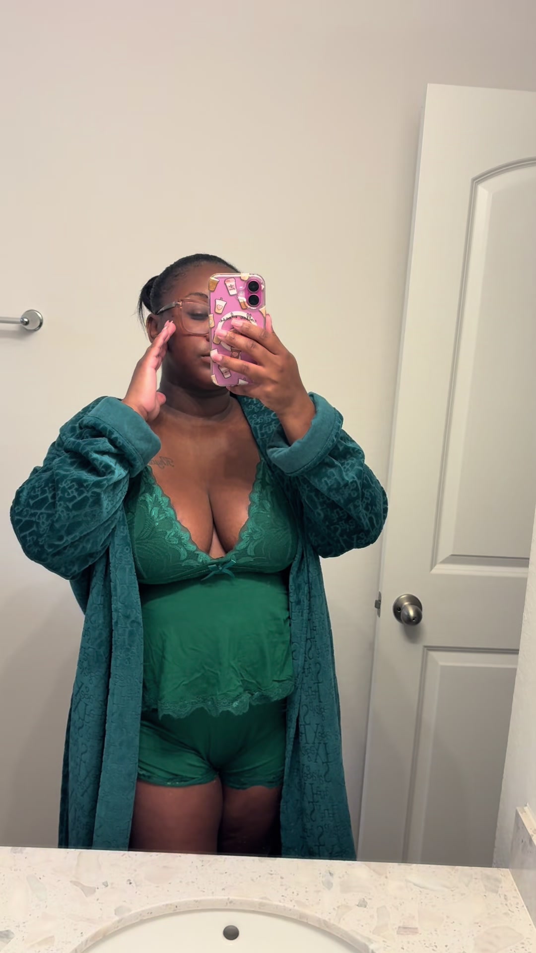 @Clinisha