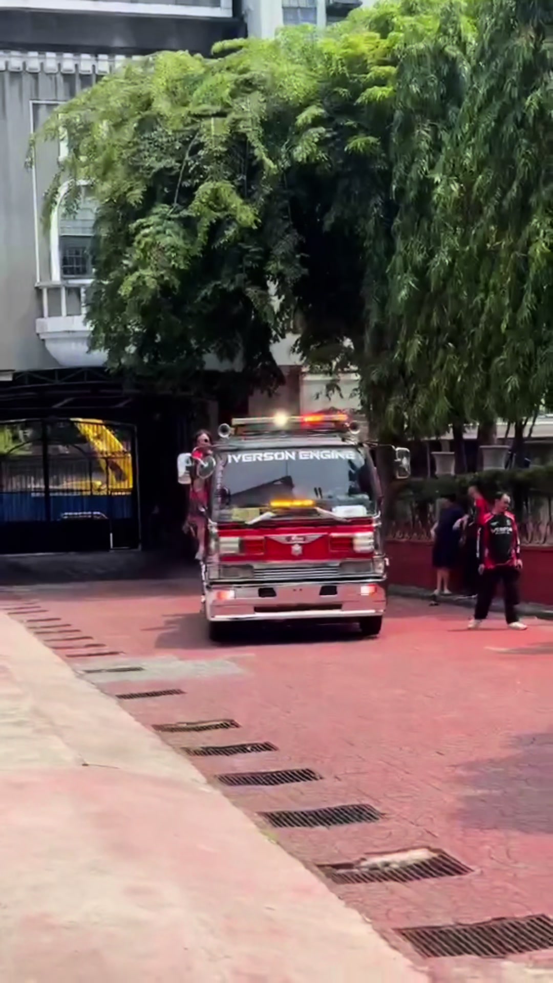 @IversonFireRescueVolunteer