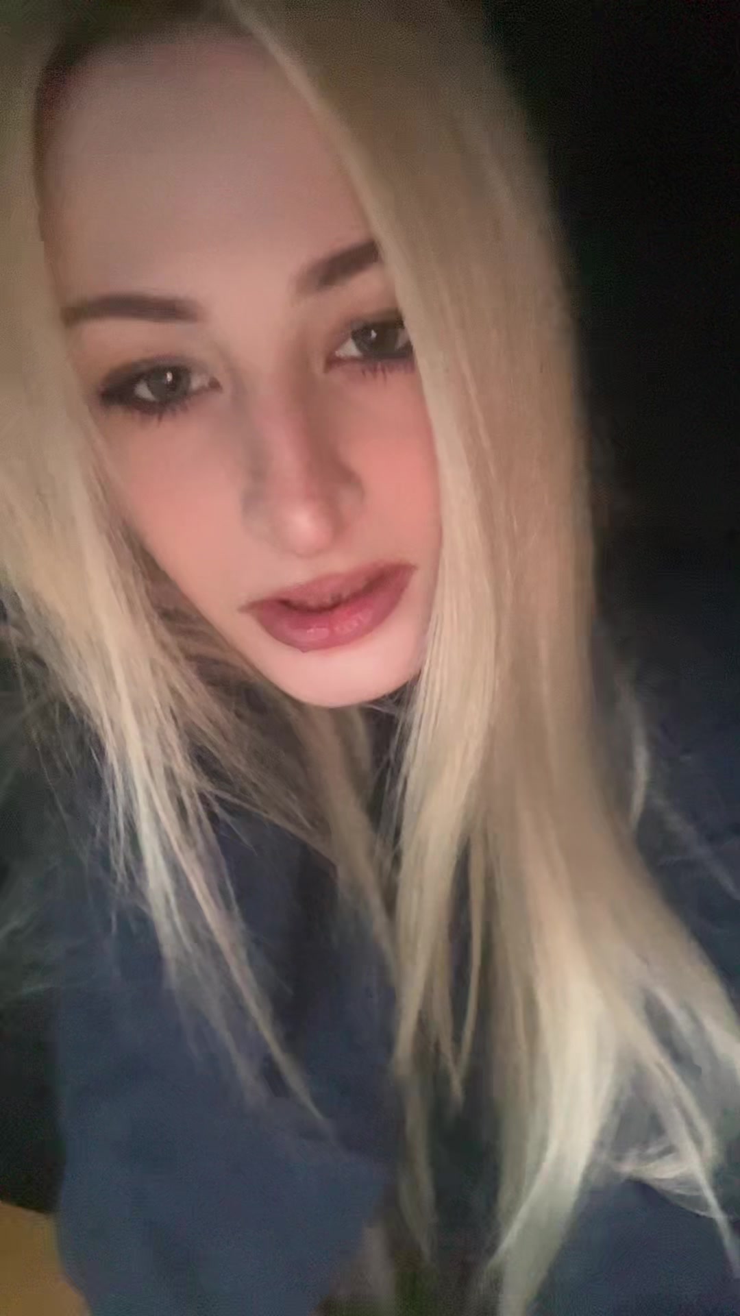 @kisswnnyc