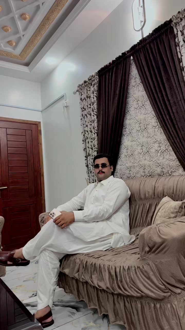 @Ritesh Kumar⚖️