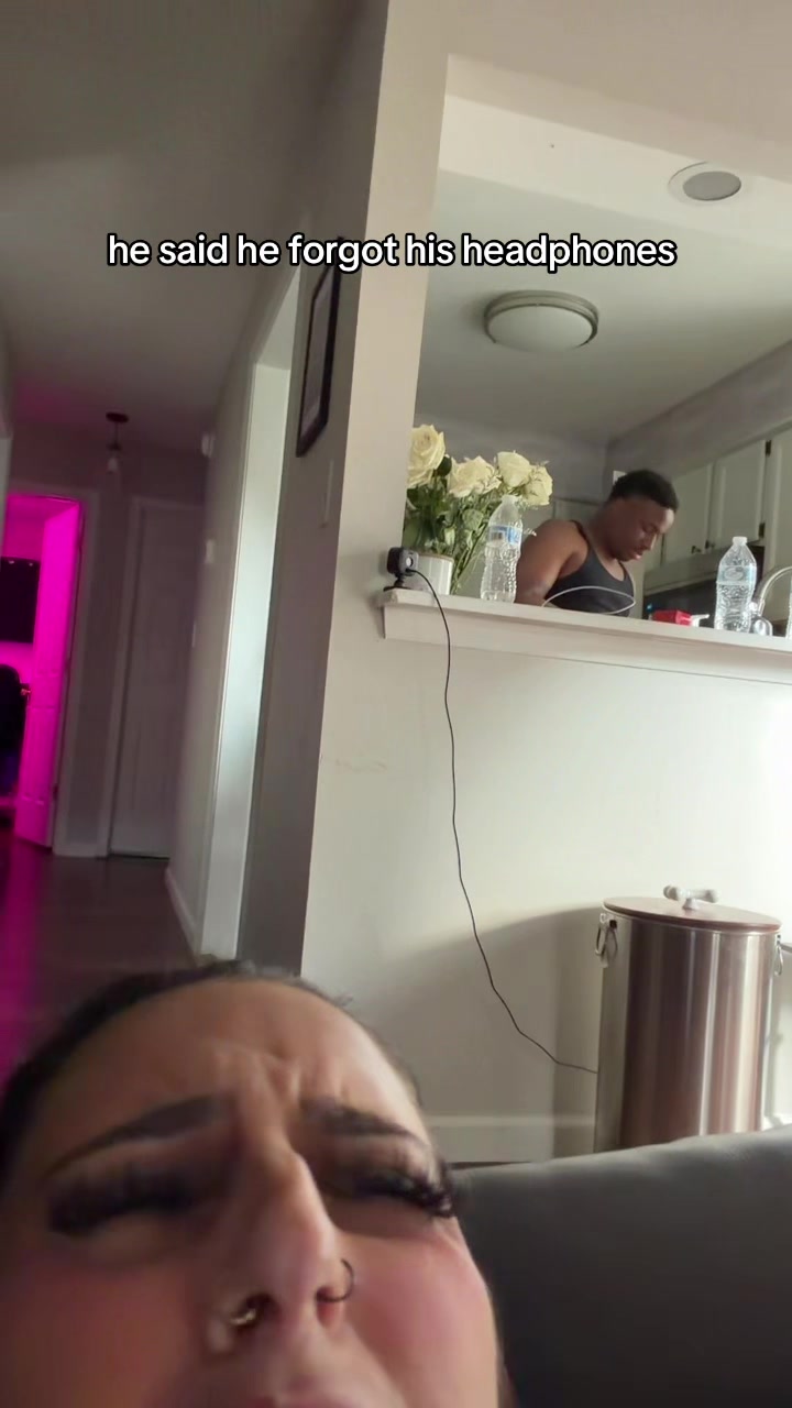 @hilariouslisa