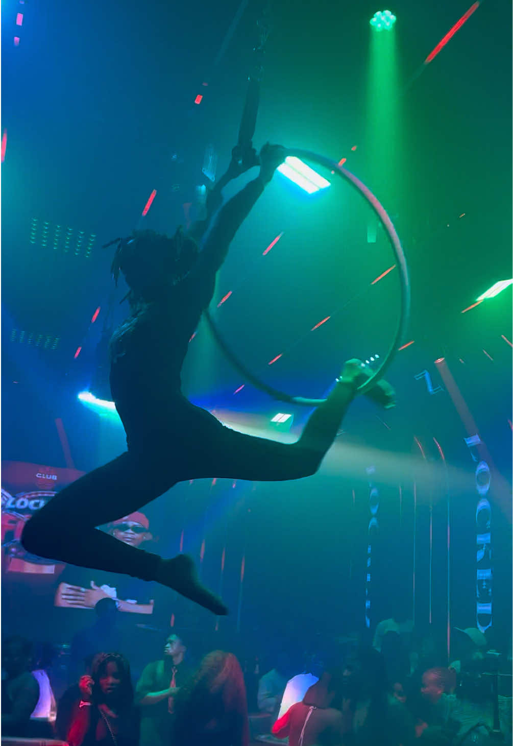 @Tflex Barnabas Cirque🤹🏾♀️