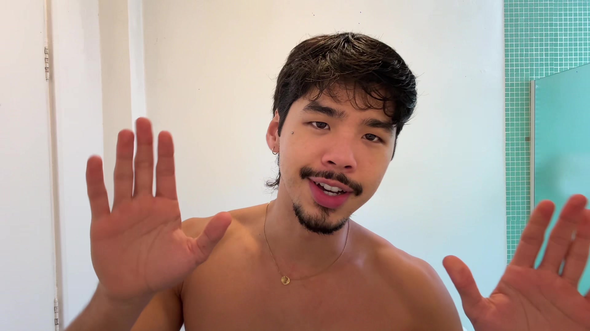 @Tai