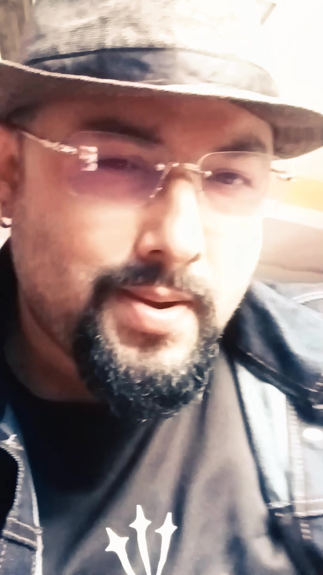 @Nepali🇳🇵SALMAN-1 (Bikram)