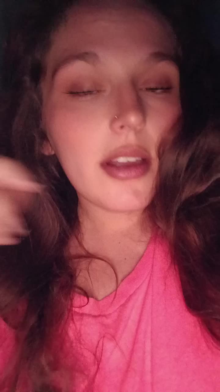 @Hazley Costello bratbabydoll27