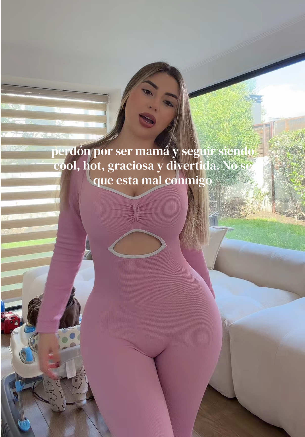 @juliannaaadiaz