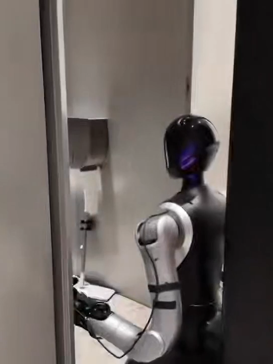 @JOBTOROB