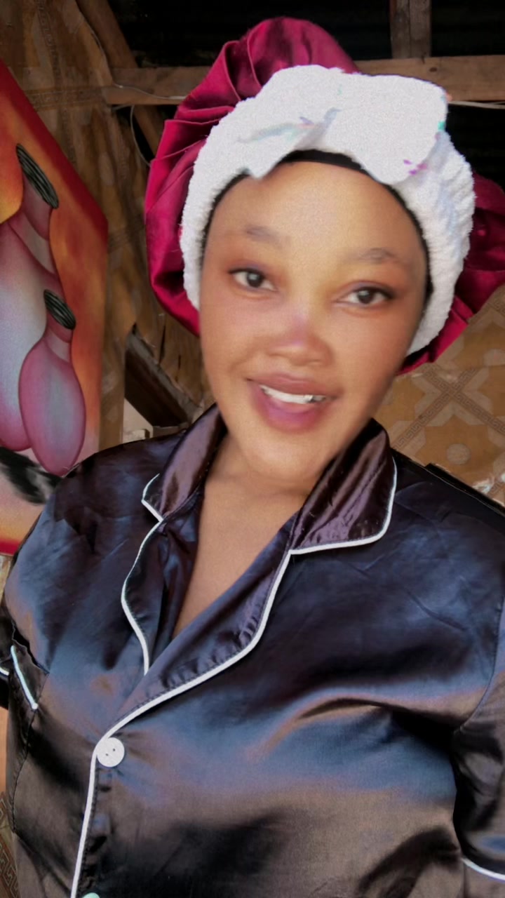 @LadyHlehleNtuli