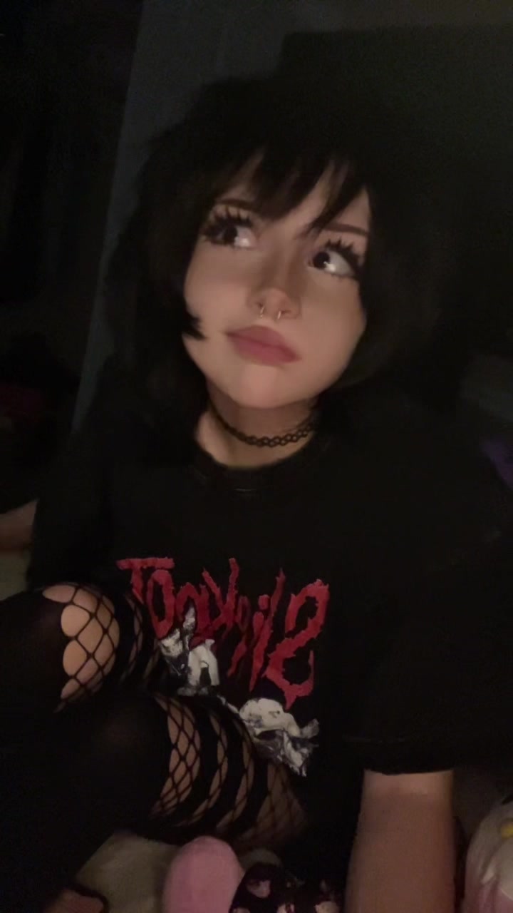 @alayna :3