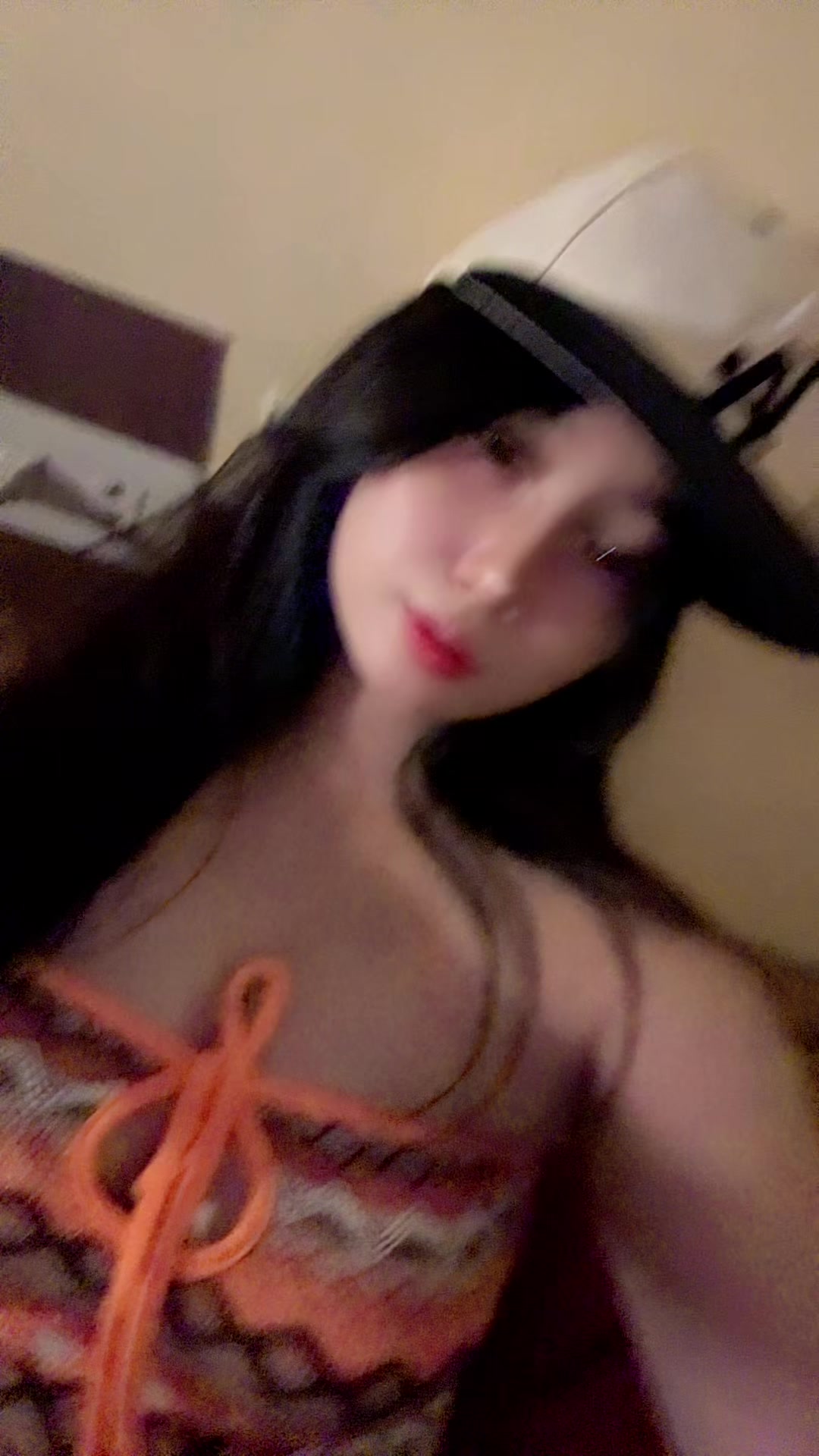 @nicolee