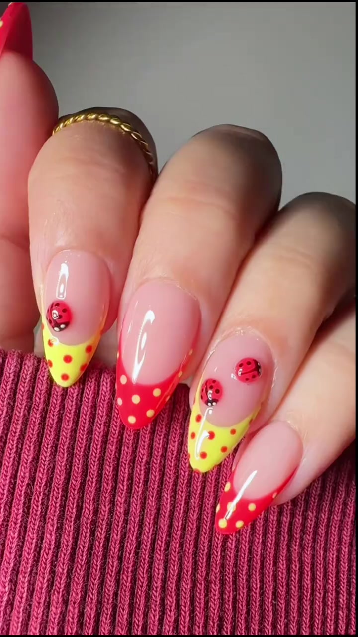 @Nailboo