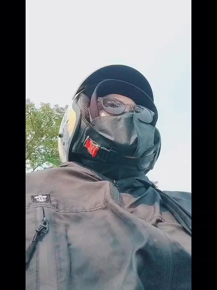 @Cempluk