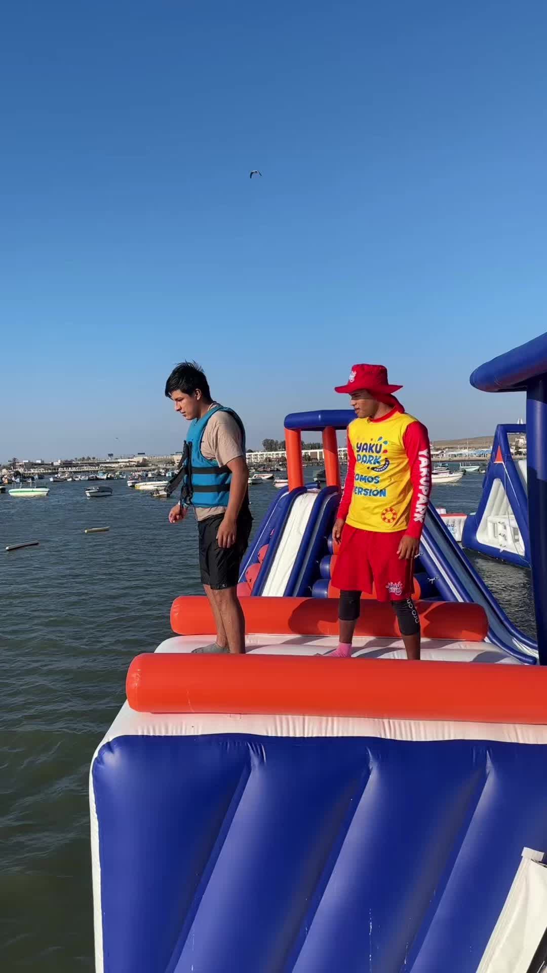 @Yakupark Paracas