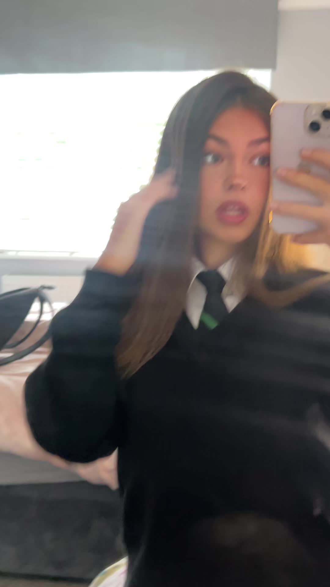 @hollie xxx