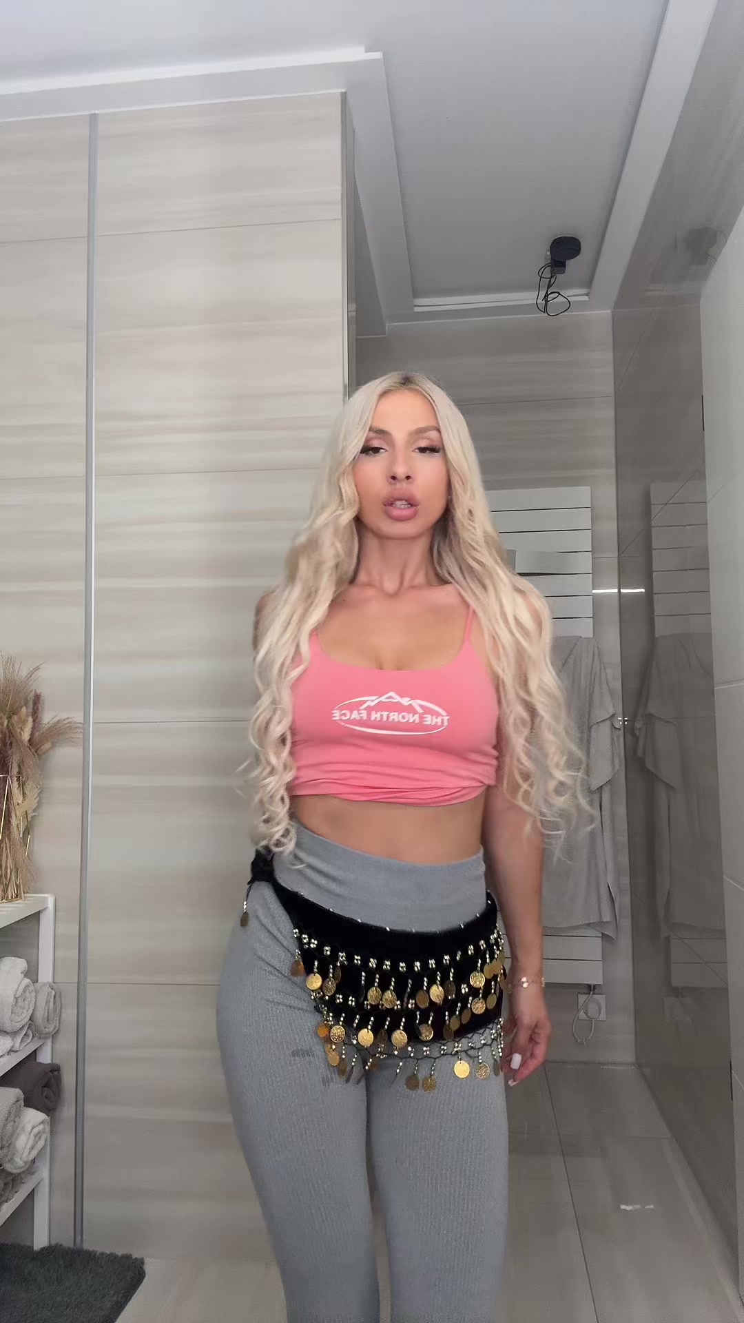 @Vazzzle