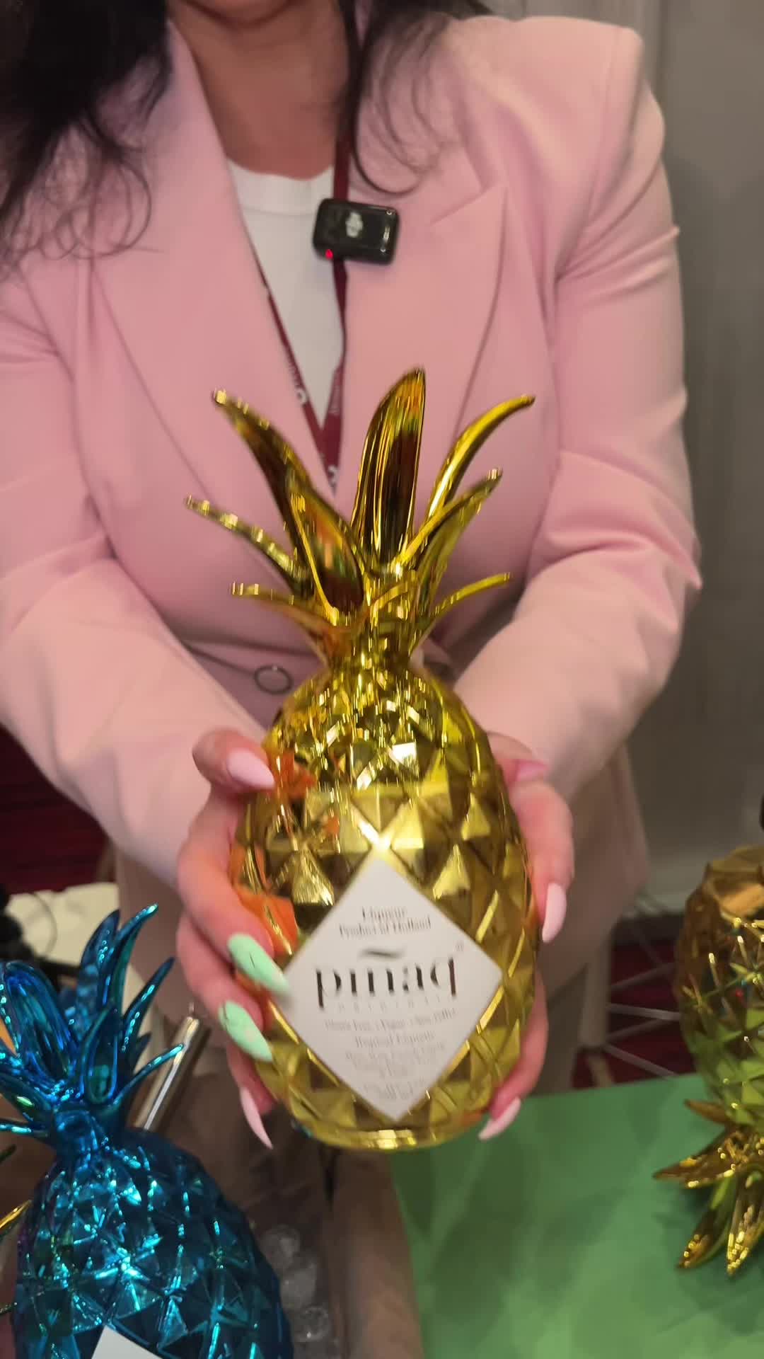 @piñaq