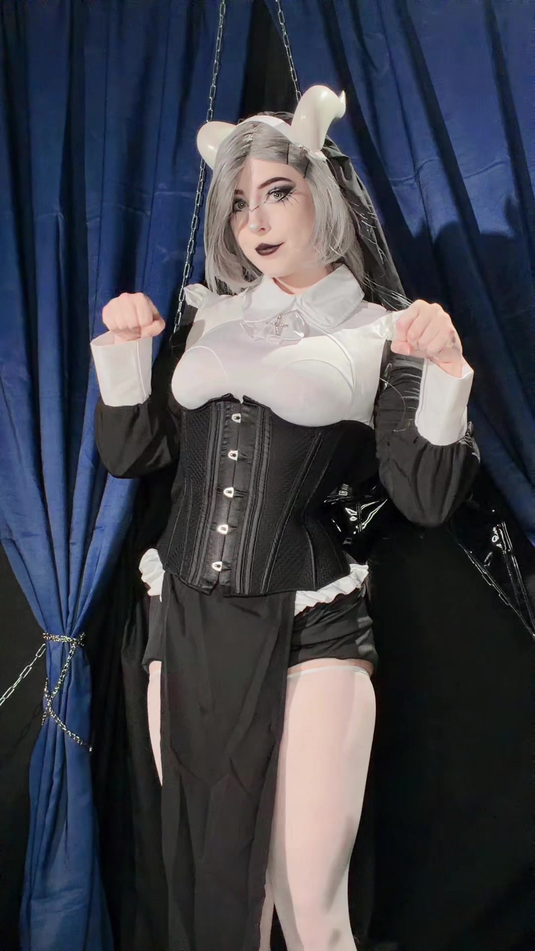 @Mollyredwolf