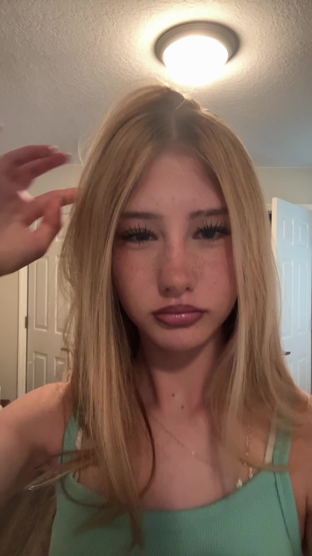 @isabella dimov