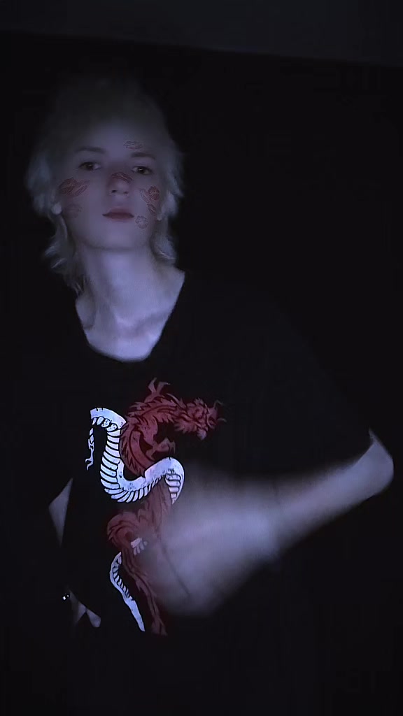 @`Lee