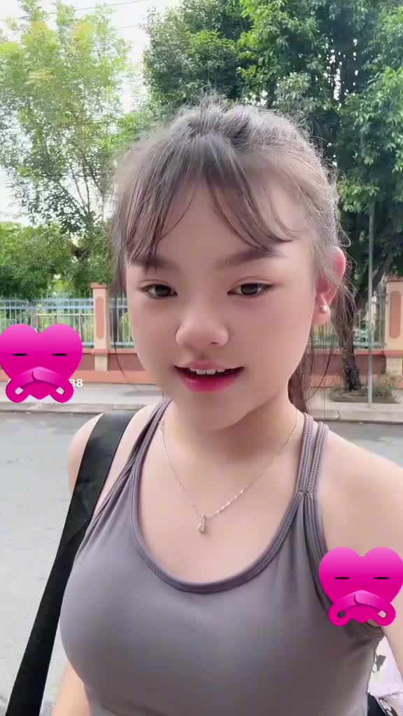 @Nguyễn Tr&acirc;m anh: k&ecirc;nh g&aacute;i xinh