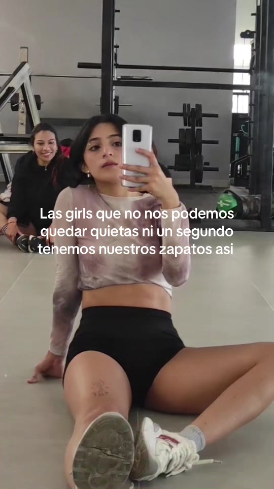 @Danielavaus