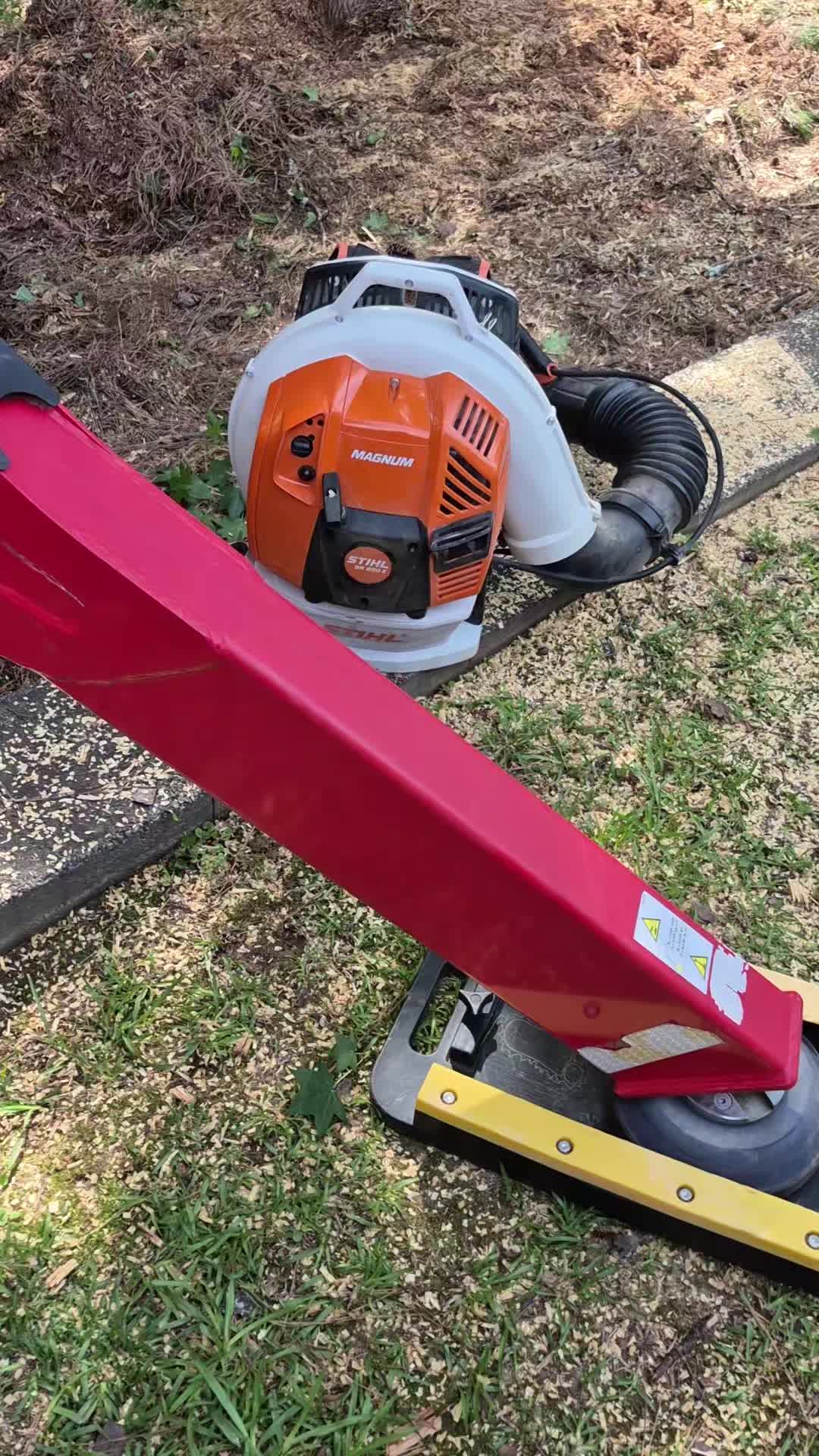 @R&G tree and landscaping