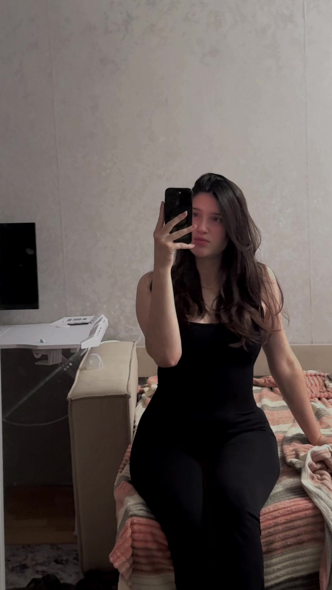 @_gusarova_