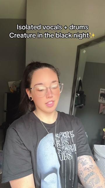 @Jenn✨🖤