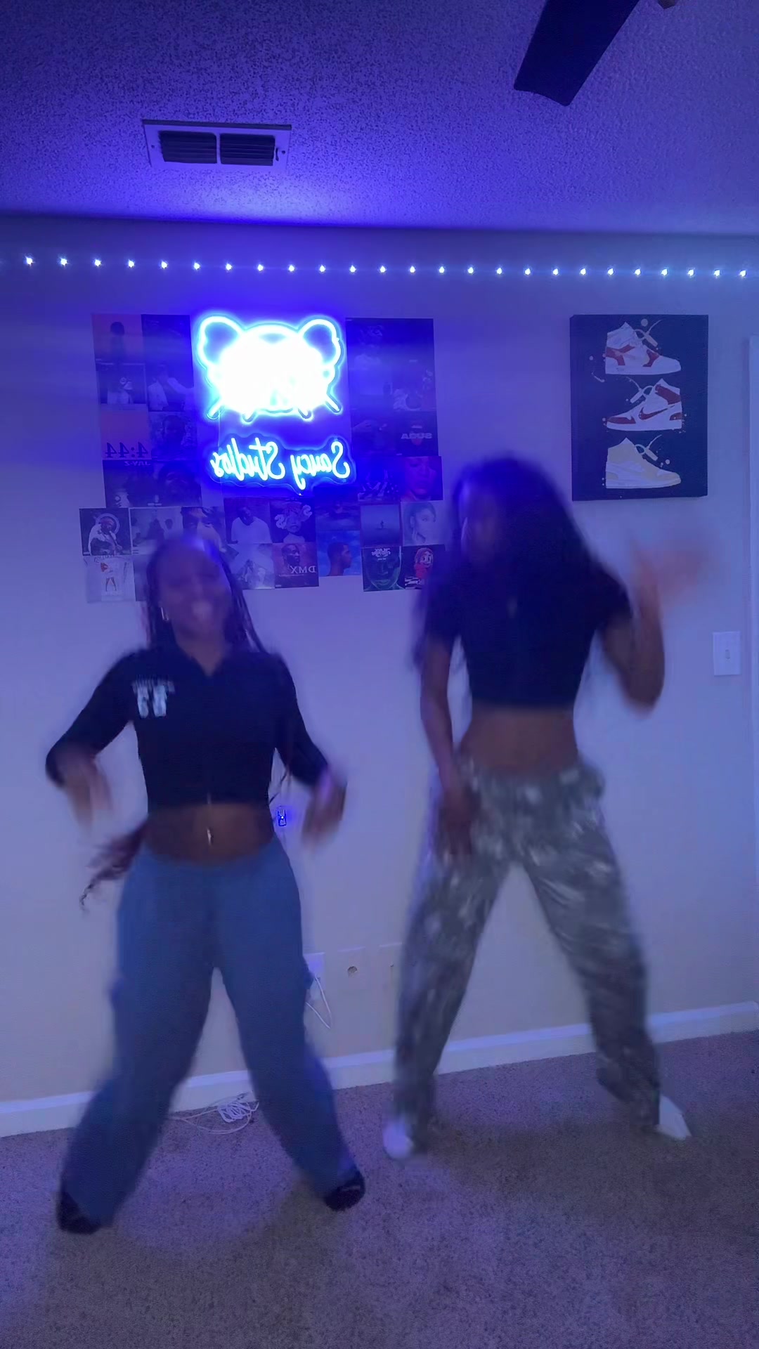@theofficialjahahn