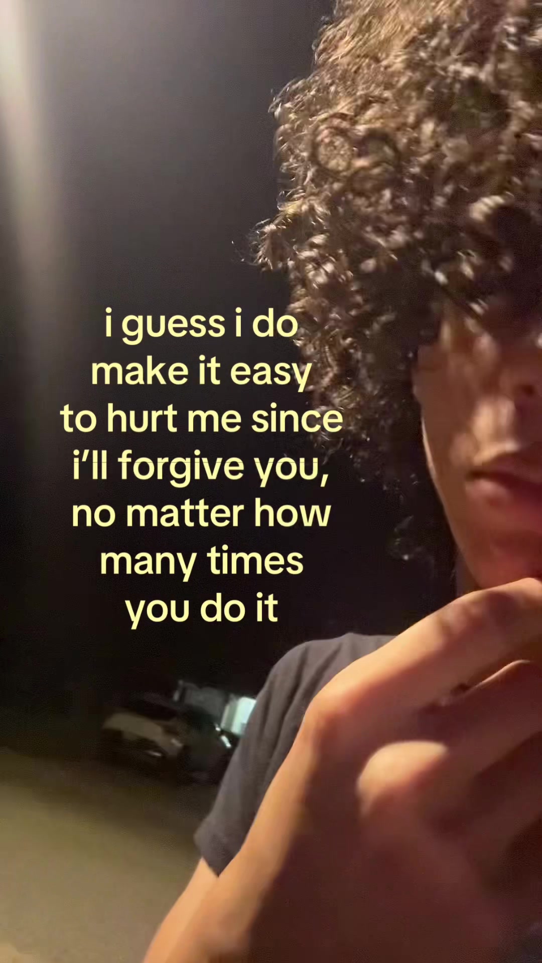 @︎