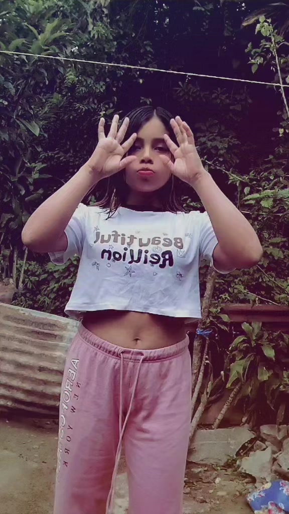 @Adri🥺😭💔