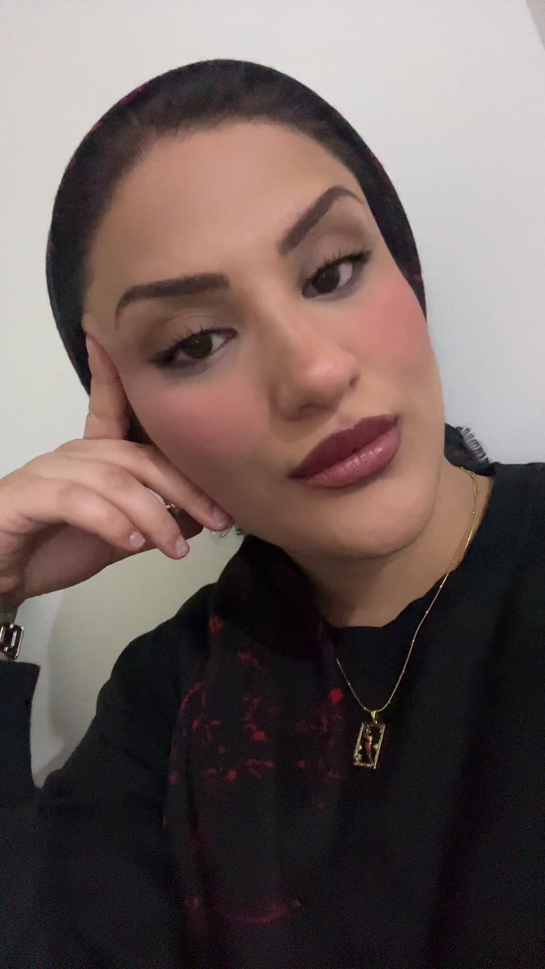 @esraozgurr