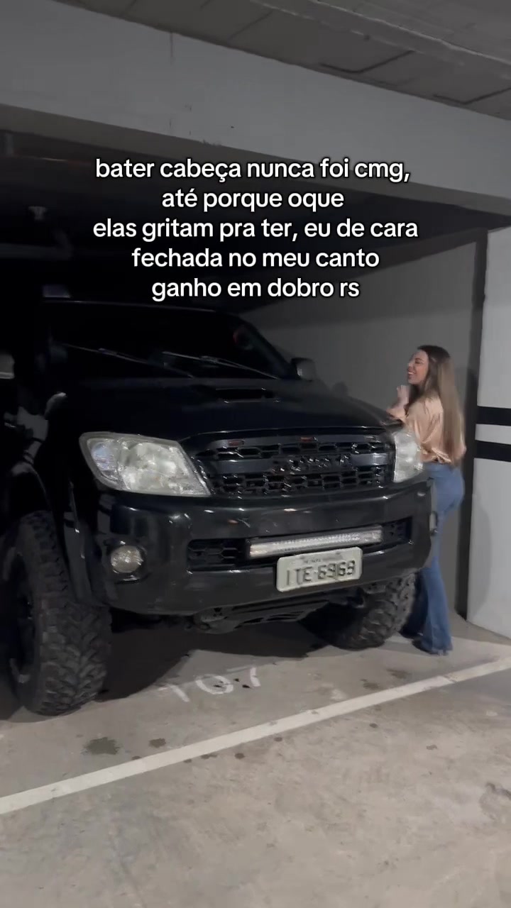 @Vitória Salazar