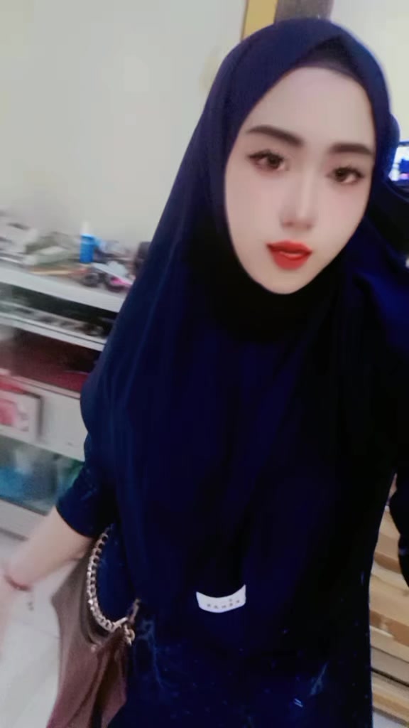 @Vhira