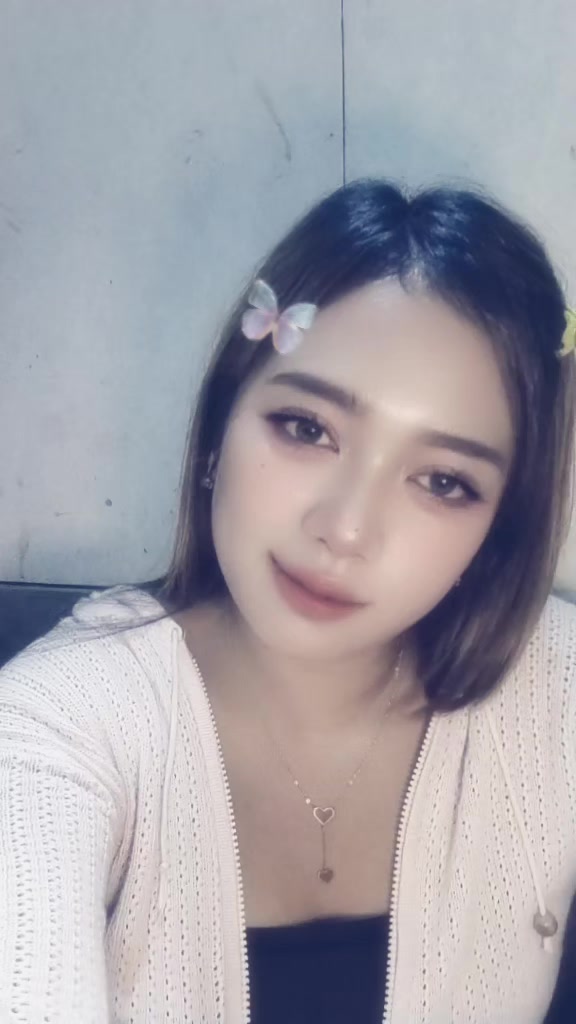 @putri khayalan🍑🫦