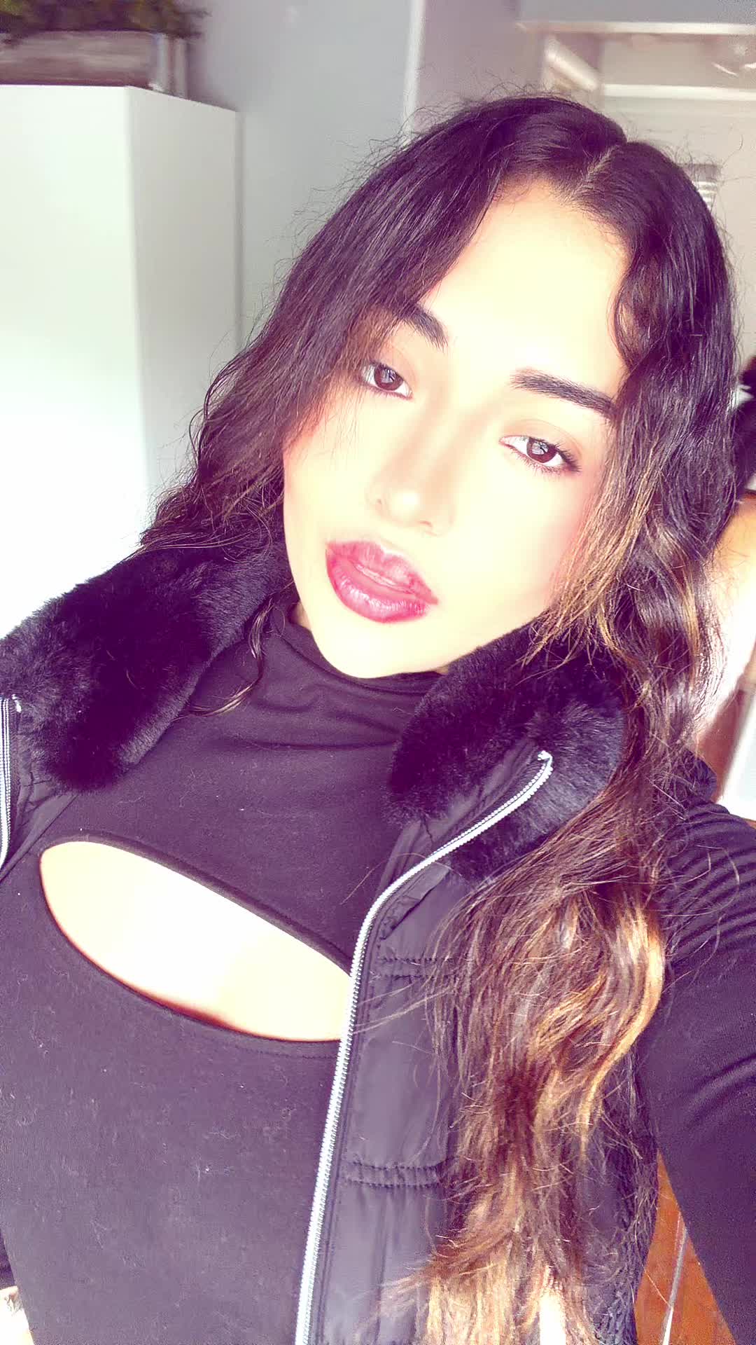 @isabellagahee_