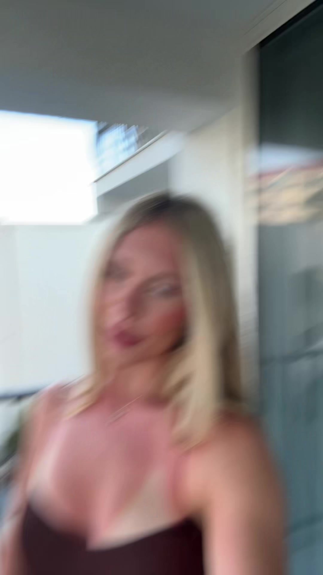 @nicole