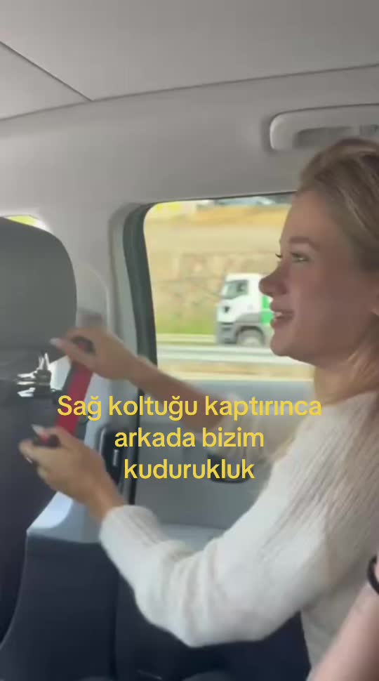 @Melacıkela