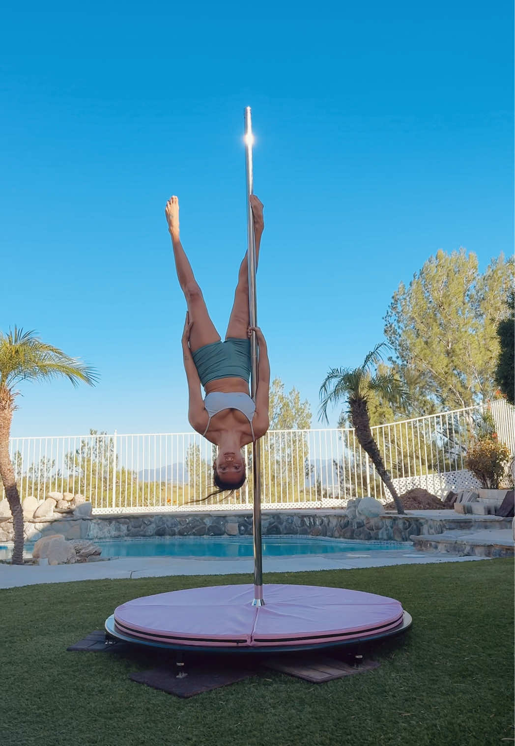 @intuitiveacrobat