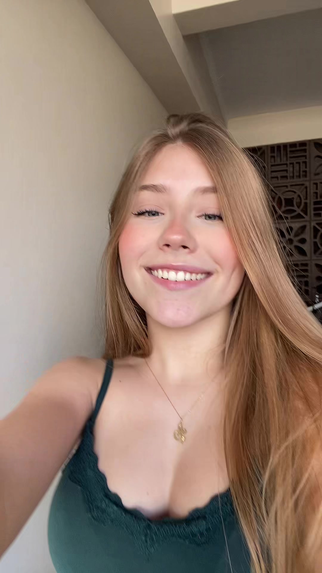 @Larapmendonca_