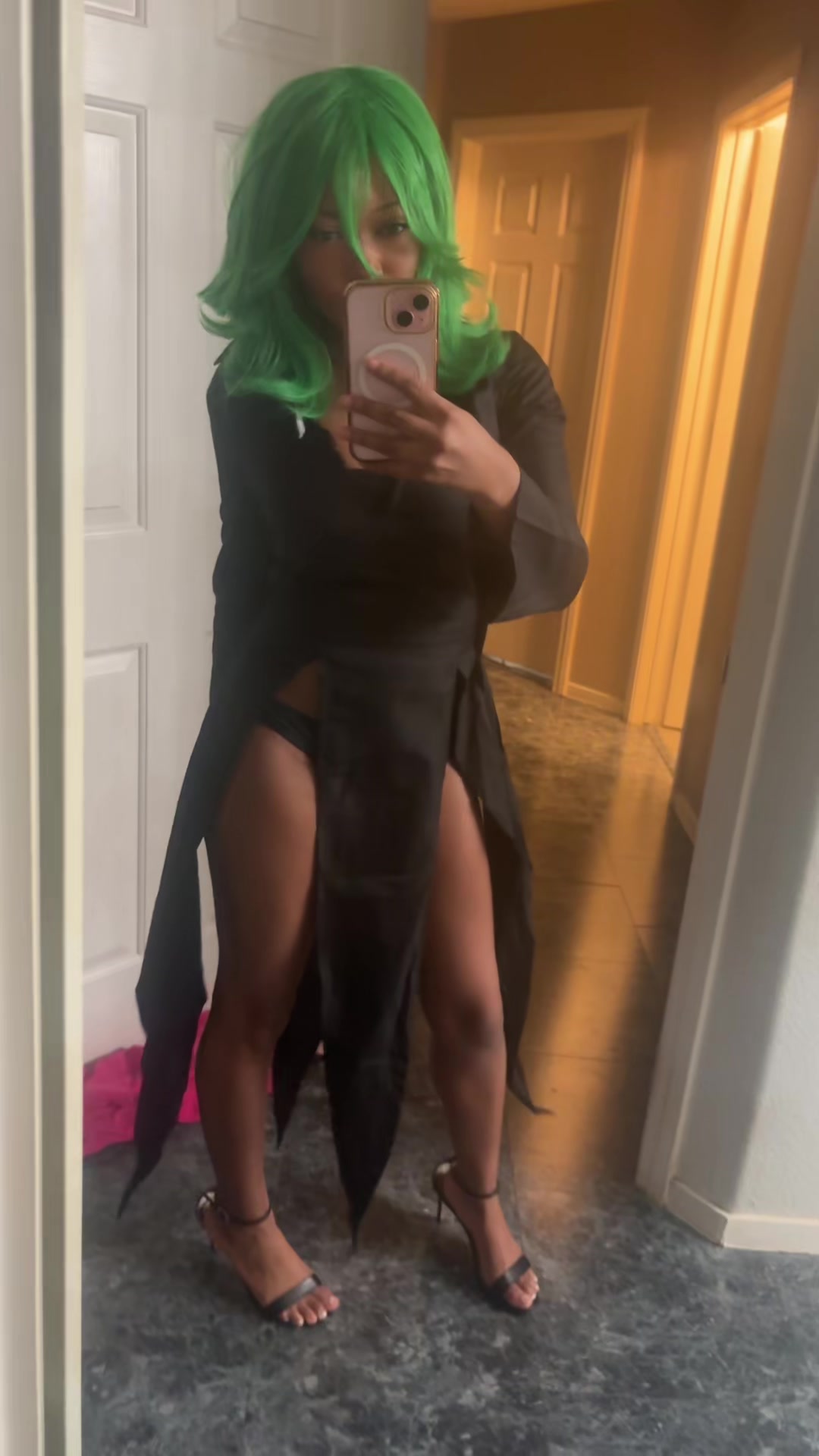 @🐇