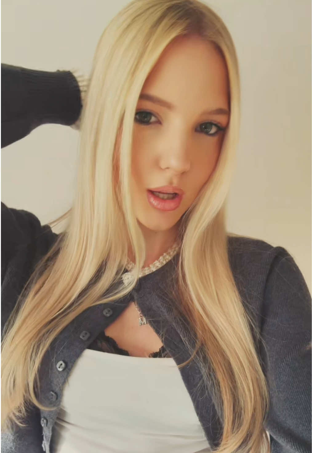 @milashque14